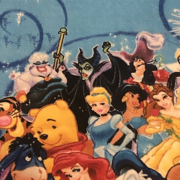Jerry Leigh Disney Dreams Florida Beach Towel Princess Villian Ursula Pooh Tink - Picture 5 of 12